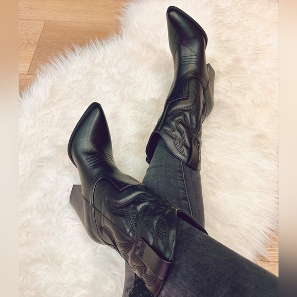 ANKLE WESTERN POINTED TOE BOOTS - Picture 6 of 7